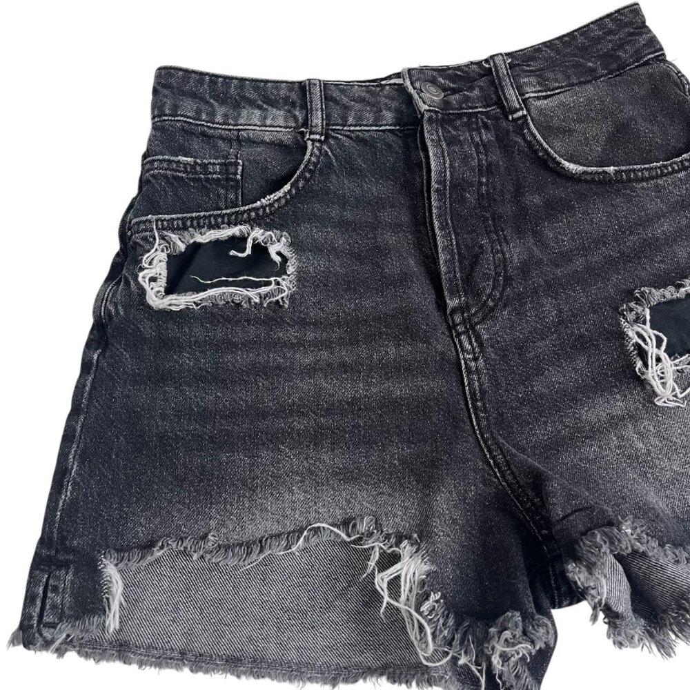 Zara Black distressed high rise denim button fly shorts - Picture 2 of 12